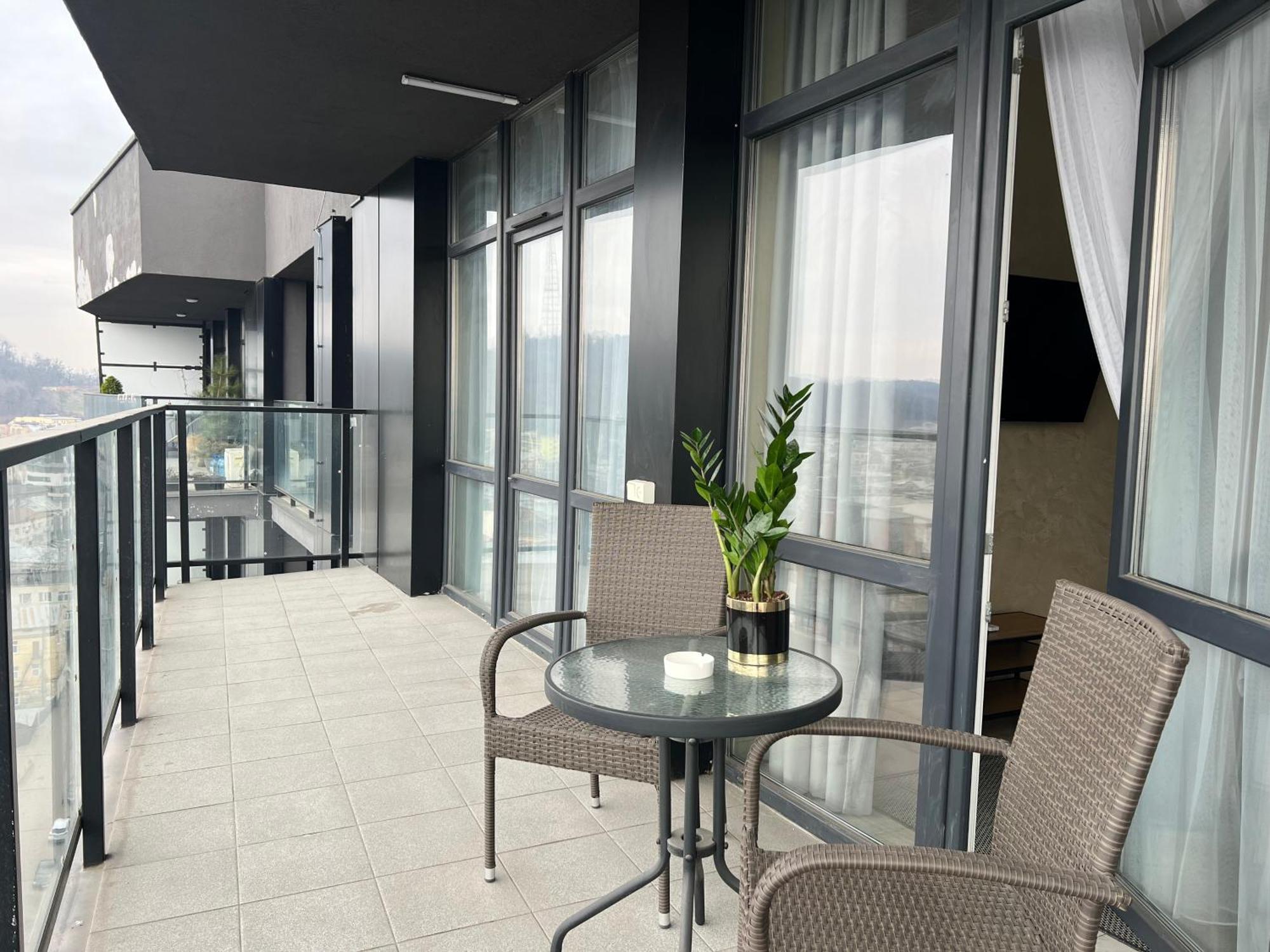 לבוב Apartments Vip Avalon מראה חיצוני תמונה