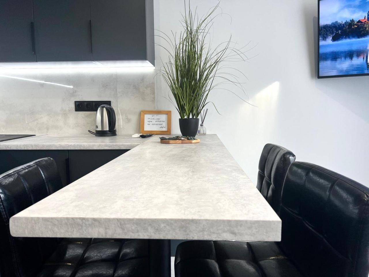 לבוב Apartments Vip Avalon מראה חיצוני תמונה
